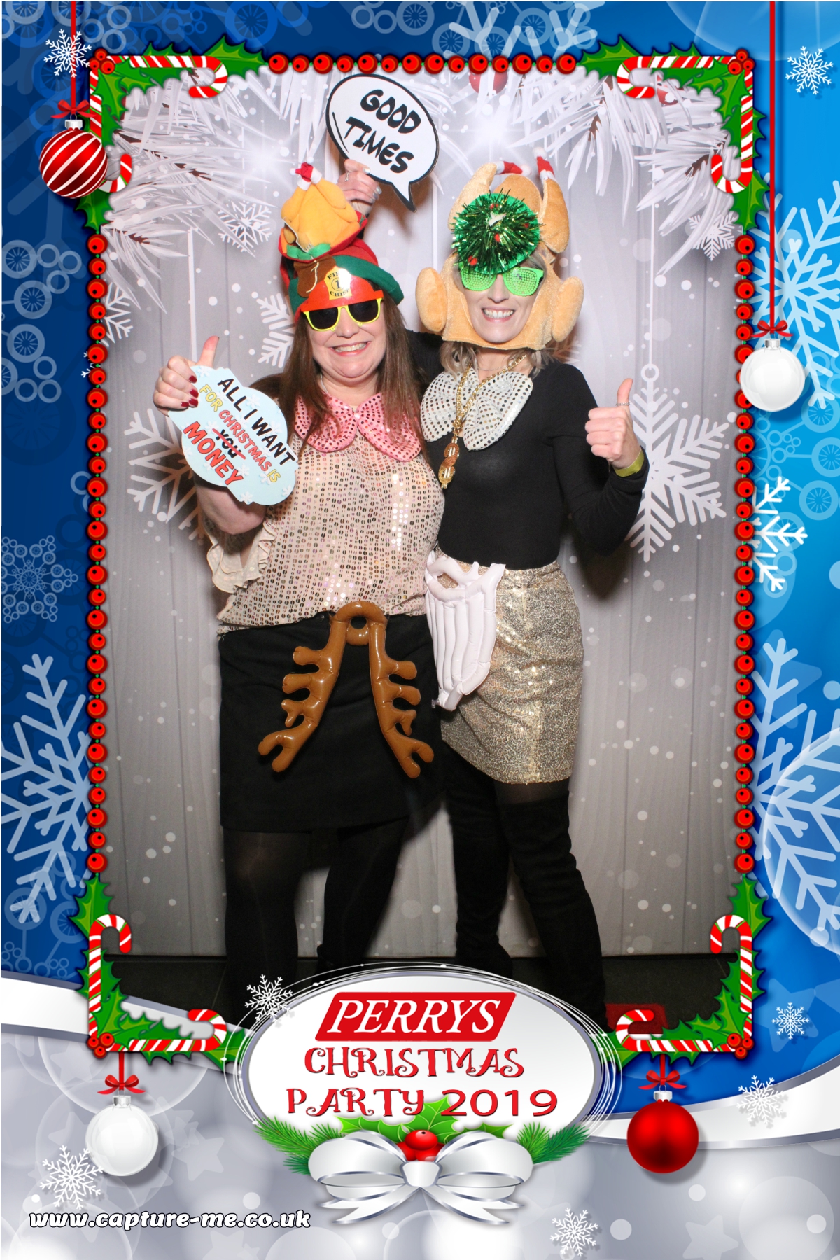 Perrys Aylesbury Christmas Party | View more photos from the event at gallery.capture-me.co.uk/u/Capture-me/Perrys-Aylesbury-Christmas-Party